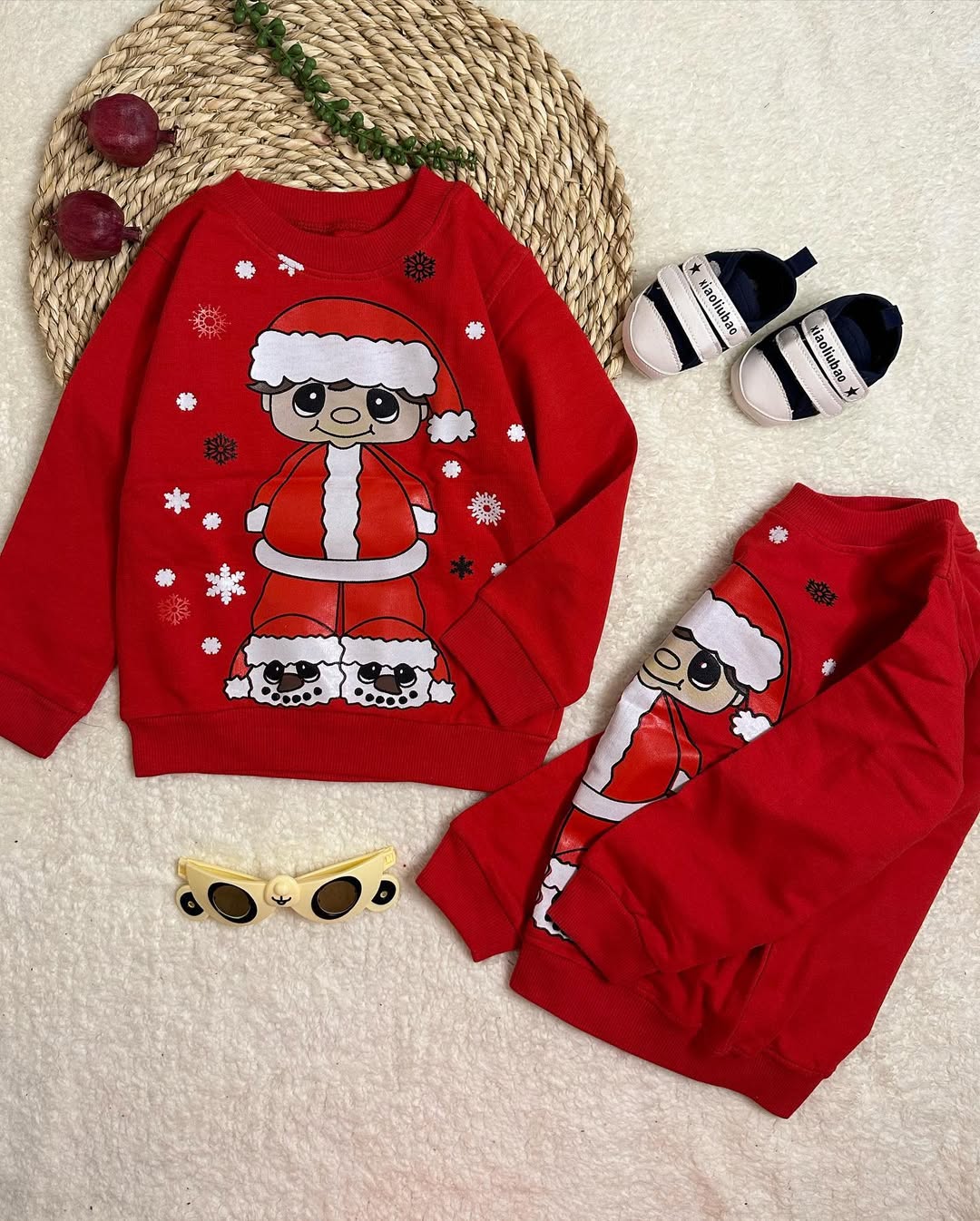 بلوز یلدایی تک‌رنگ قرمز